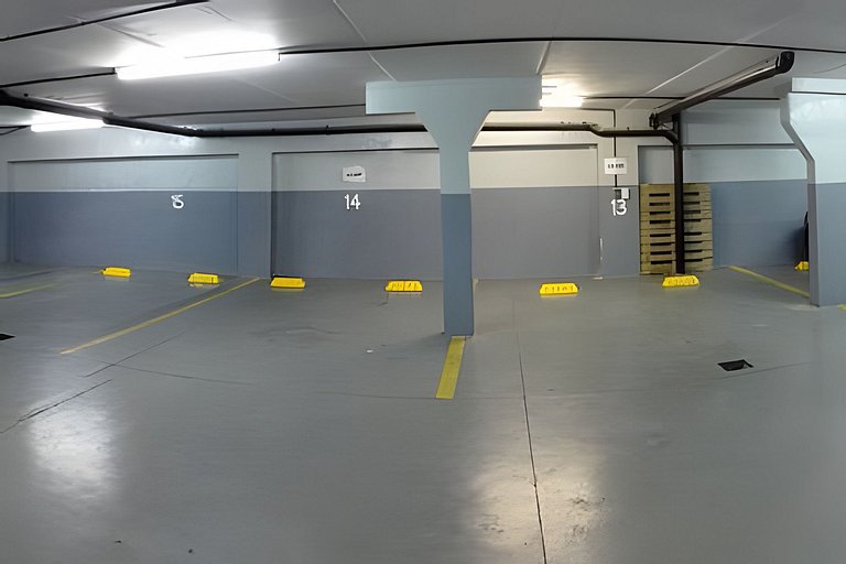 Moderno depto. con vista, piscina, cochera y bici