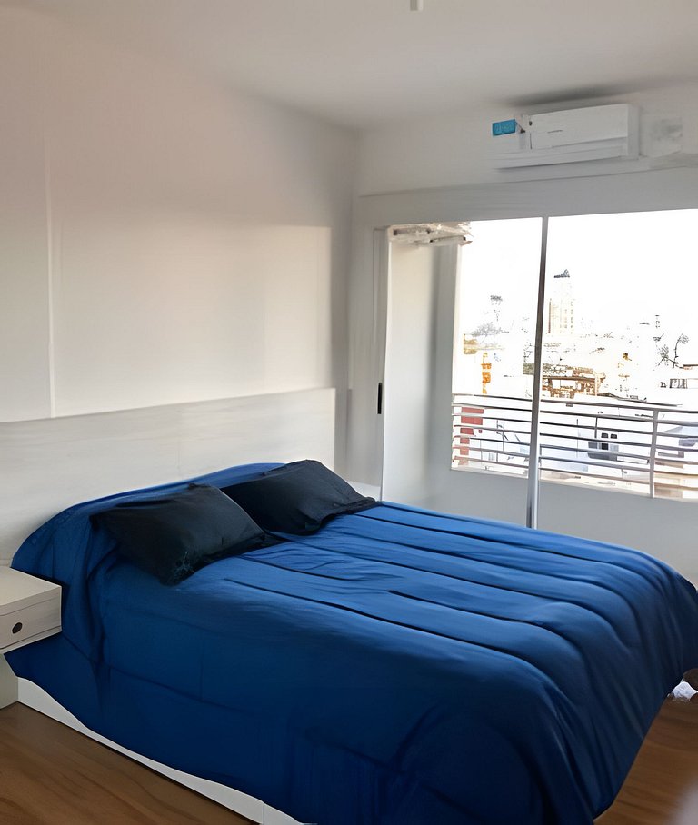 Moderno depto. con vista, piscina, cochera y bici