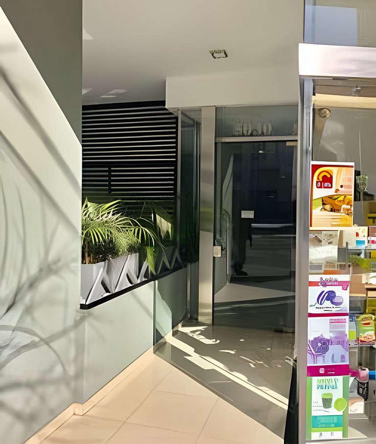 Moderno depto. con vista, piscina, cochera y bici