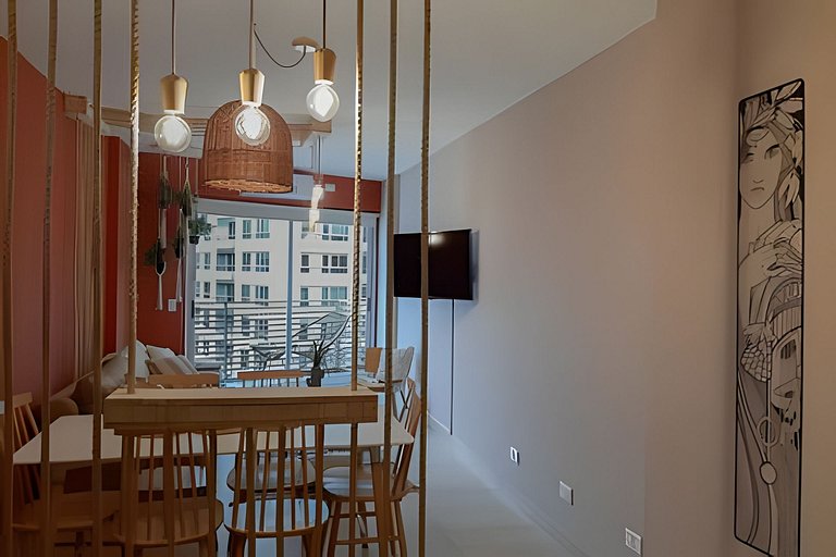 Luminoso y moderno con piscina, cochera y bici