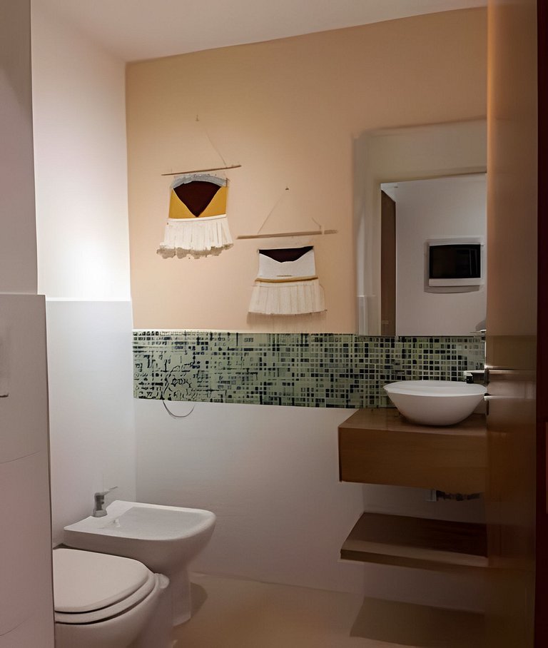 Diseño y confort con piscina, balcón y cochera