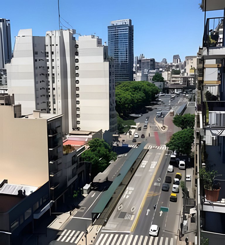 Diseño y confort con piscina, balcón y cochera