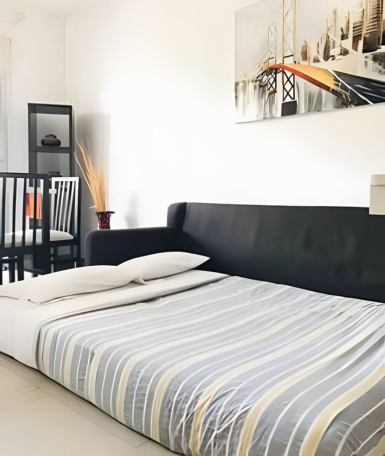 Elegante y cálido, con piscina y cochera gratis