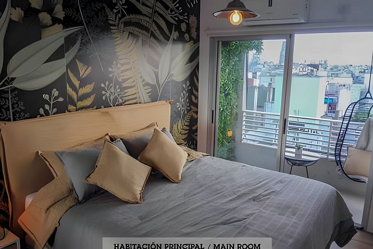 Diseño y relax: piscina, cochera y bicis free