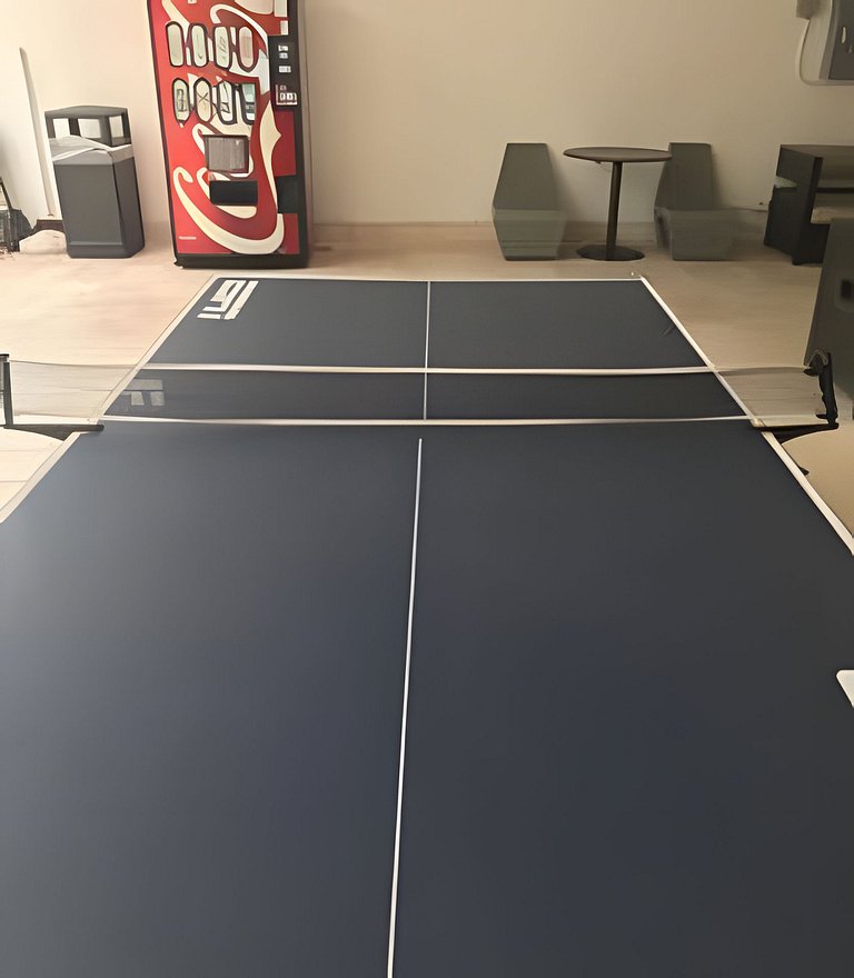 Vista al mar, piscina y cochera en Sunny Isles