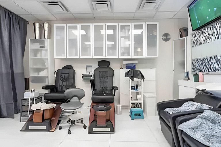 Vista al mar, piscina y cochera en Sunny Isles