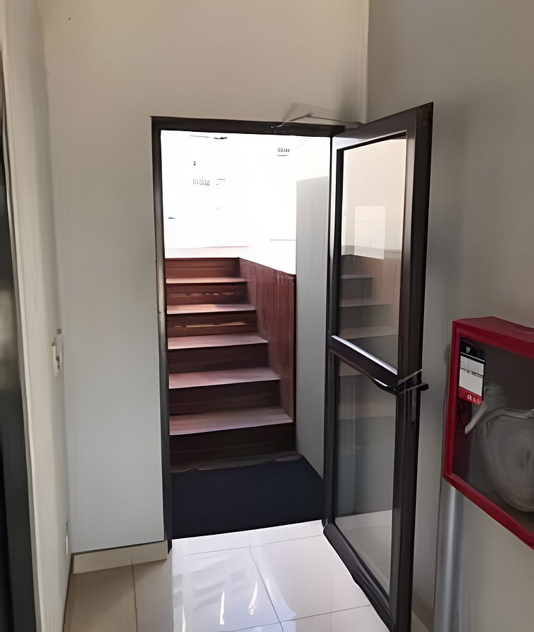 Depto. moderno con piscina en pleno Palermo