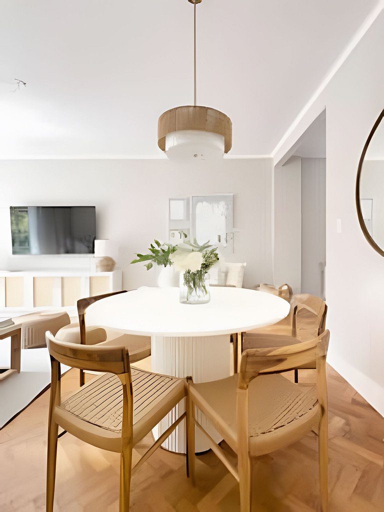 Confort y estilo en un espacioso departamento