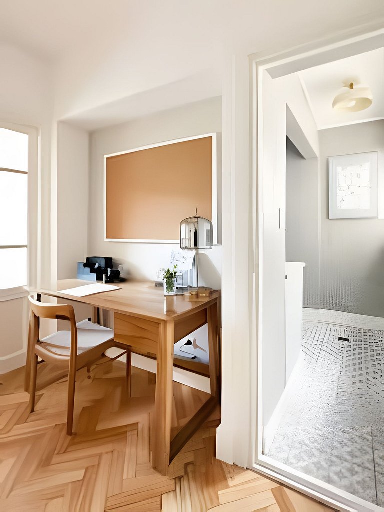 Confort y estilo en un espacioso departamento