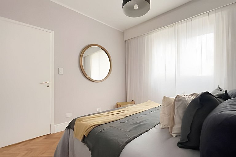 Confort y estilo en un espacioso departamento