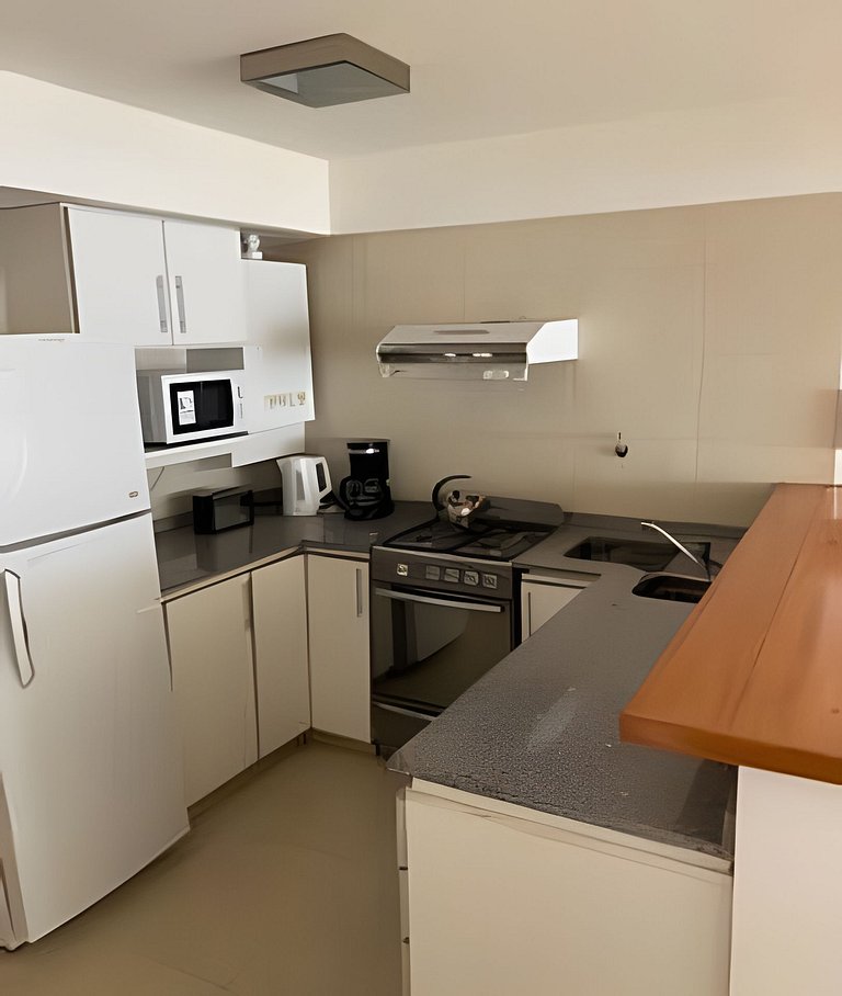 Vista lago Nahuel Huapi Depto. moderno c/cochera