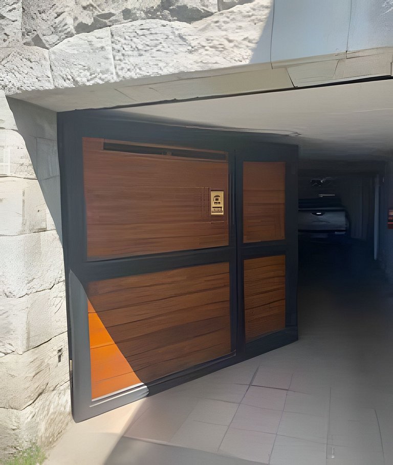 Vista lago Nahuel Huapi Depto. moderno c/cochera